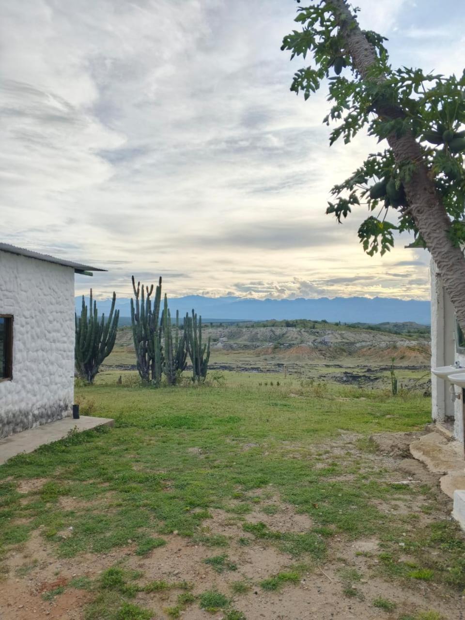 Hotel Flor De Liz Bereshit Bara Villavieja Kültér fotó